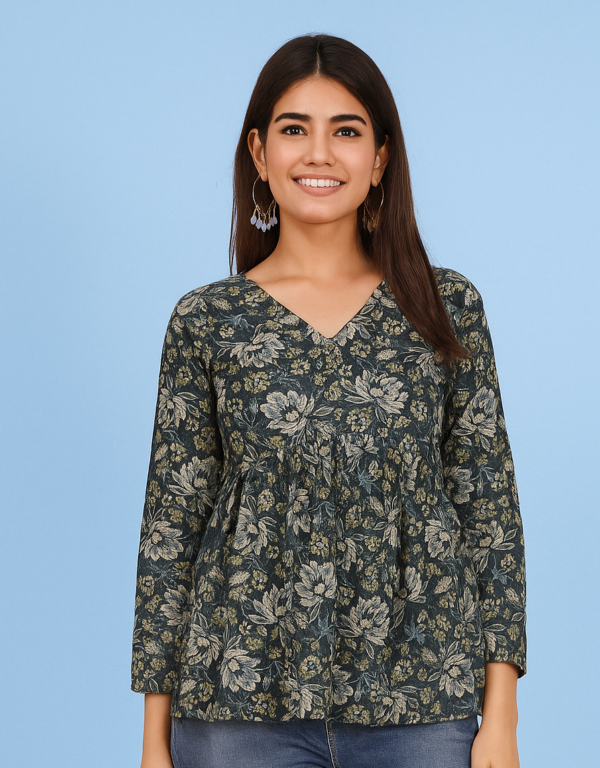 CLOA Casual and Regular Sleeves Printed Women Green Top